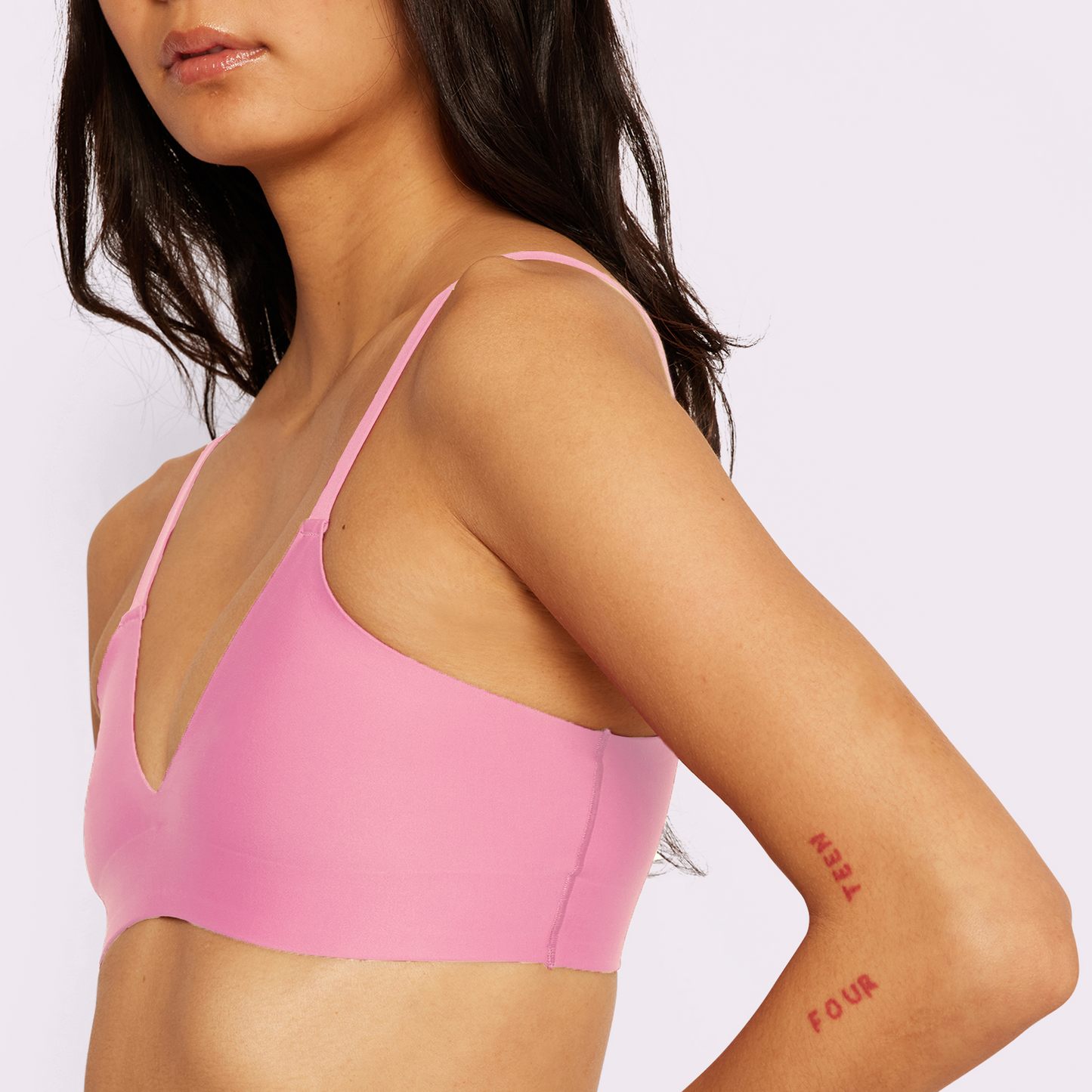 Smooth Lift Triangle Bralette | Seamless Universal (Bubble Gum)