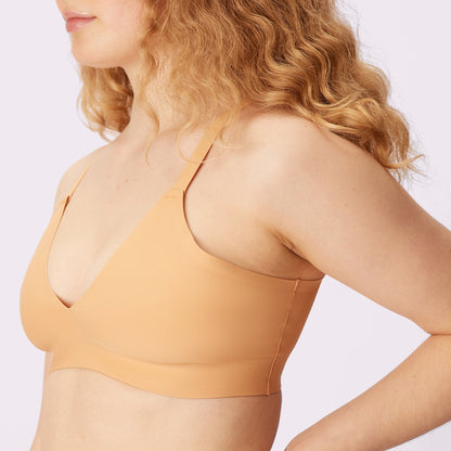 1+ Smooth Lift Triangle Bralette | Seamless Universal | Archive (Cinnamon Roll)