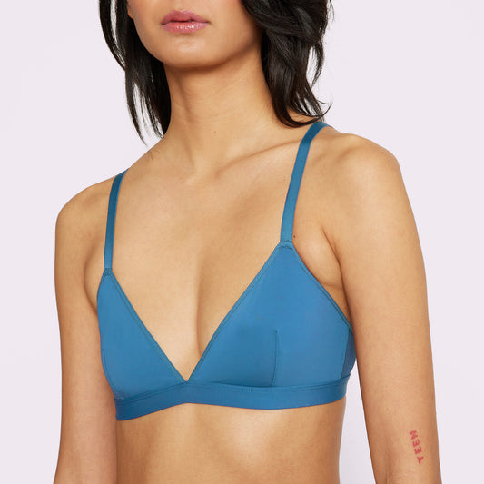 Dream Fit Triangle Bralette | Ultra-Soft Re:Play | Archive (Butterfly)