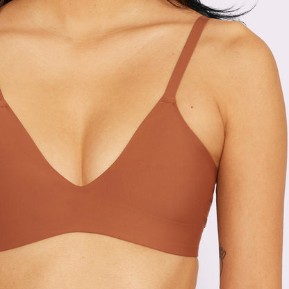 Smooth Lift Triangle Bralette | Seamless Universal | Archive (Naked 3)