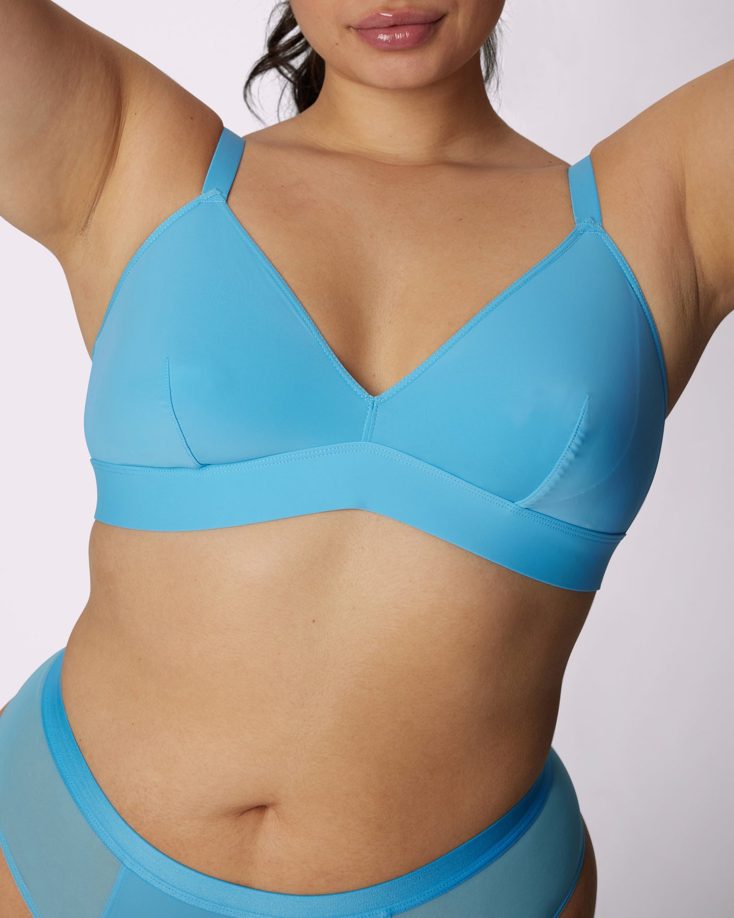 Dream Fit Triangle Bralette | Ultra-Soft Re:Play | Archive (Bluebird)
